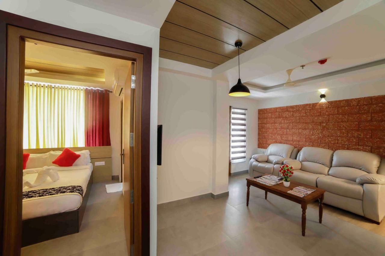 Bhavanam Regency Guruvayoor Guruvāyūr Εξωτερικό φωτογραφία